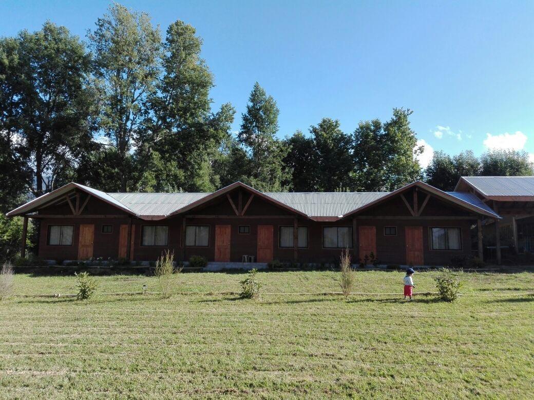 Hosteria Y Camping Del Bosque Пукон Экстерьер фото