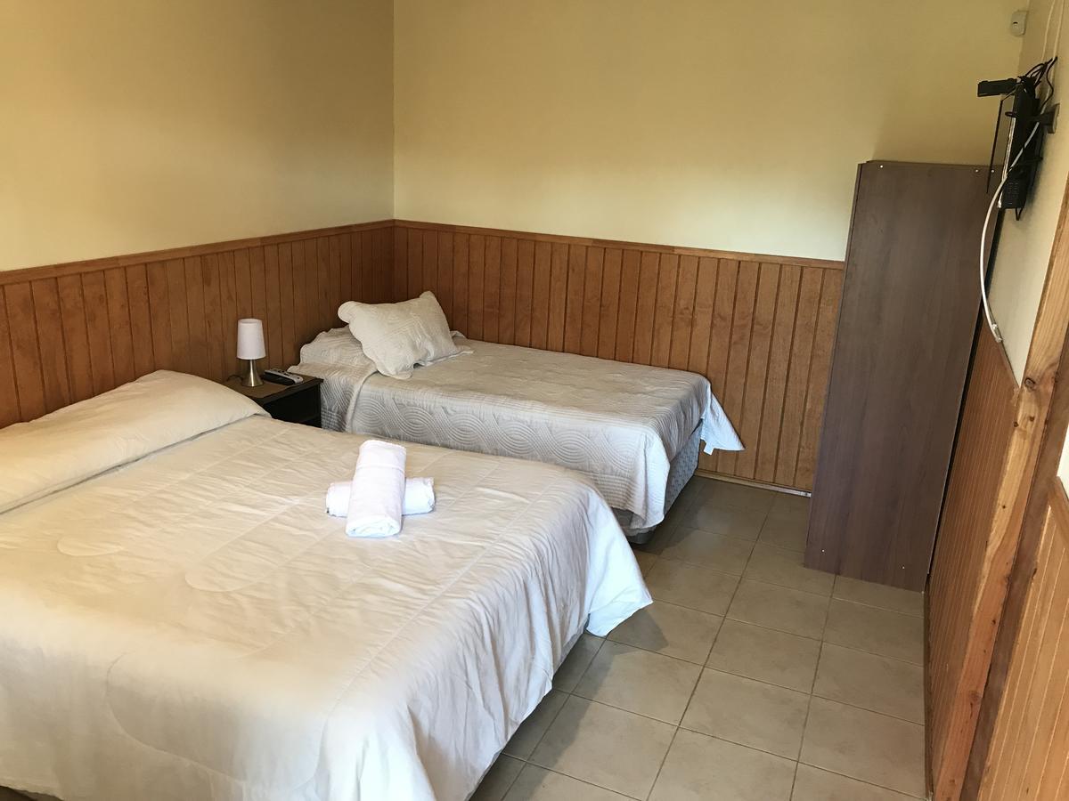 Hosteria Y Camping Del Bosque Пукон Экстерьер фото