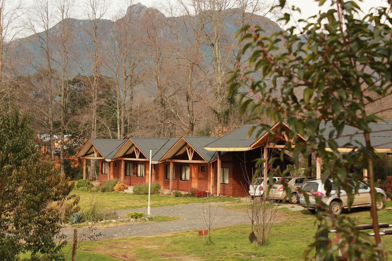 Hosteria Y Camping Del Bosque Пукон Экстерьер фото